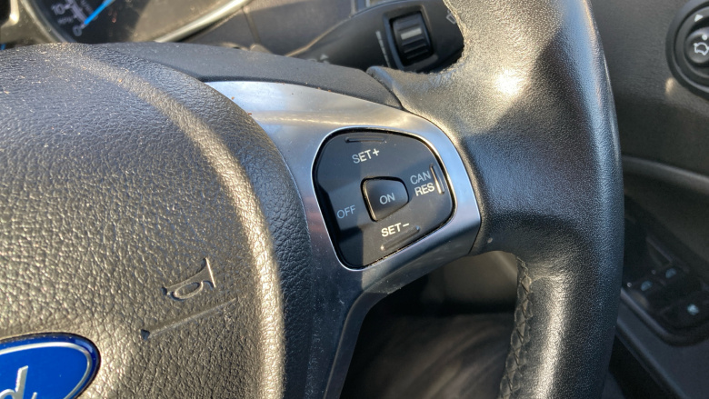 Ford EcoSport 1.0 EcoBoost Titanium 5dr [17in] Petrol Hatchback